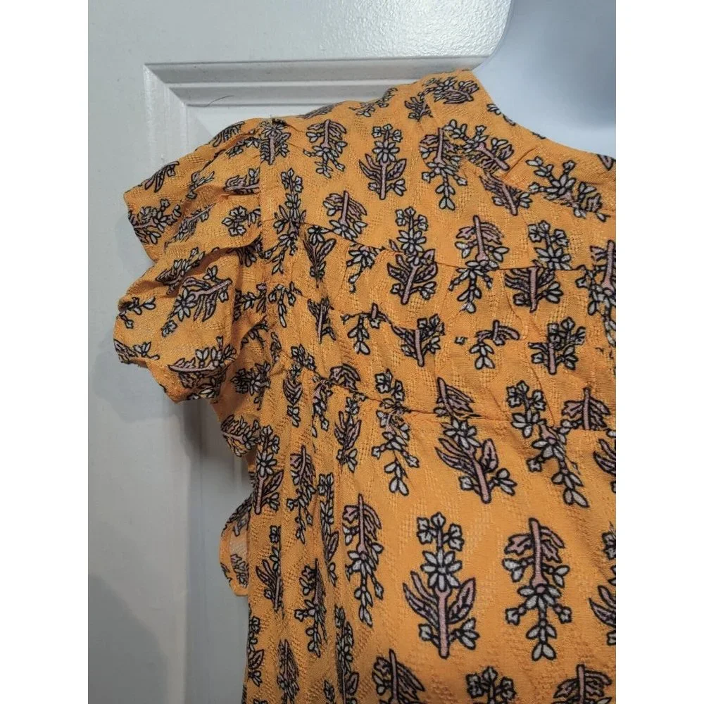 Knox Rose 'Sahara Gold' Yellow Flutter Sleeve Floral Blouse 1/4 Button S NWT - Picture 3 of 8